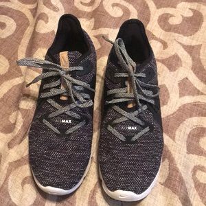 Nike Airmax Fitsolo Worn twice,great condition.